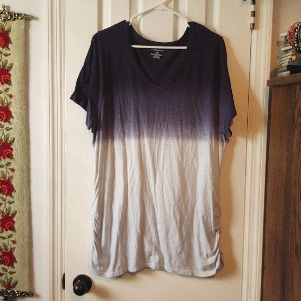 Lane Bryant Tie Dye Tee in Blue Fading to Very Pale Blue,  Size 18/20.
